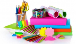 Đồ dùng học sinh của Trung Quốc bày bán ở Mỹ và Canada chứa chất gây ung thư